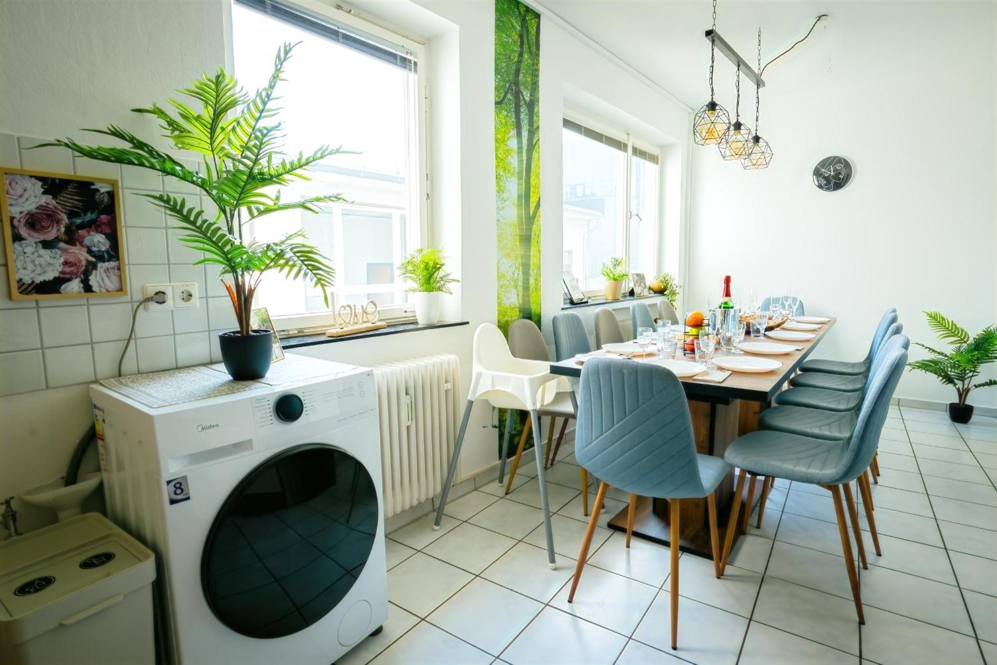 The Big Muenster Fuer Bis Zu 12, Whirlpool, Sauna, Zentral, Tischfussball, Balkon, Gasgrill Ulm Eksteriør bilde